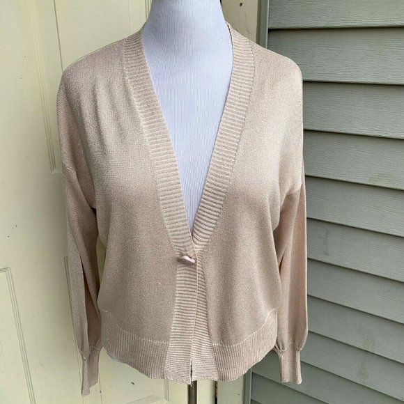 NWT $78 Joseph A. silver peony/pink rayon/lurex one front snap top size M - Picture 1 of 10